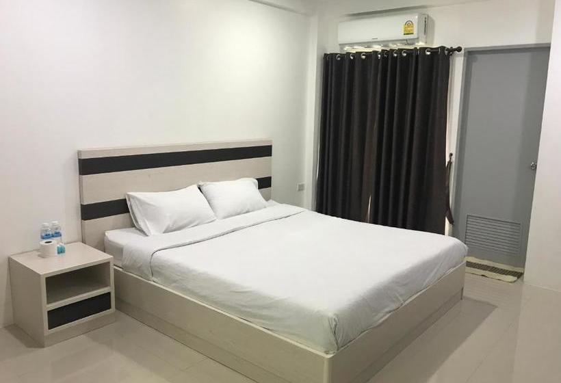 בית מלון כפרי Jaroonwej Bangsaen