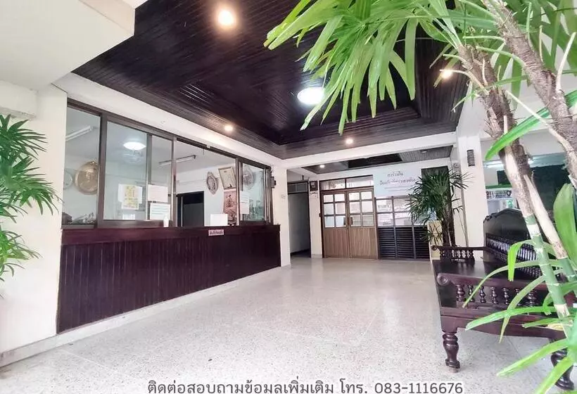 هتل Jaroonwej Bangsaen