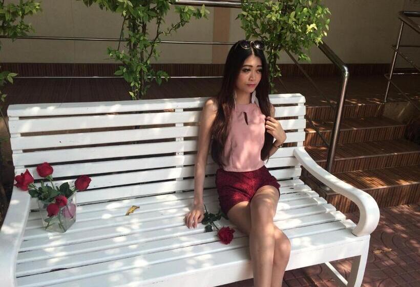 בית מלון כפרי Jaroonwej Bangsaen