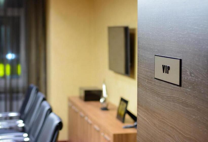 בית מלון כפרי Senator