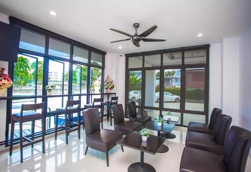 The Bed Hotel Phitsanulok
