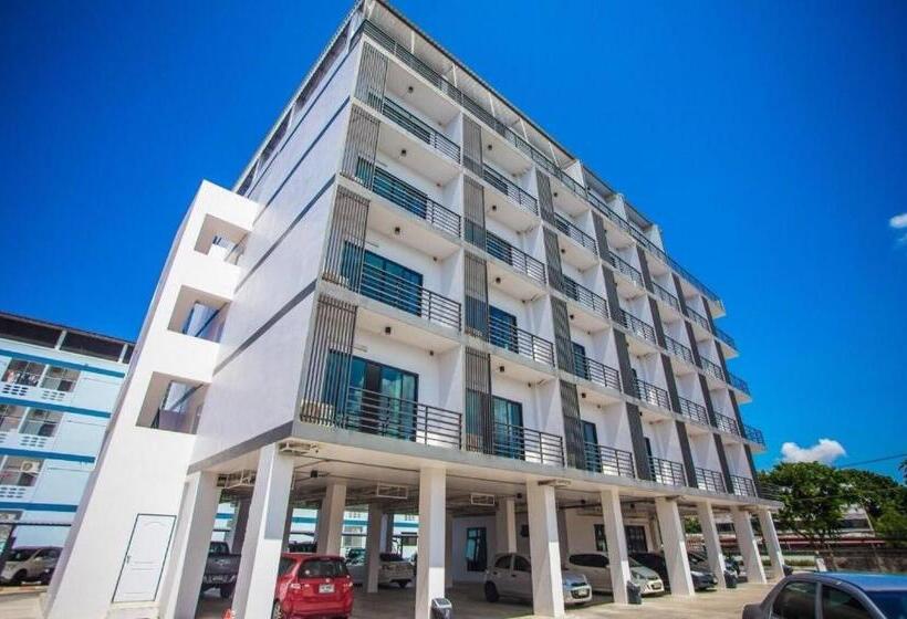 The Bed Hotel Phitsanulok
