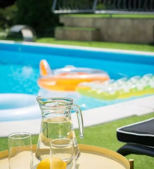 هتل Villa Oliva Boutique Rooms & Spa Zamárdi