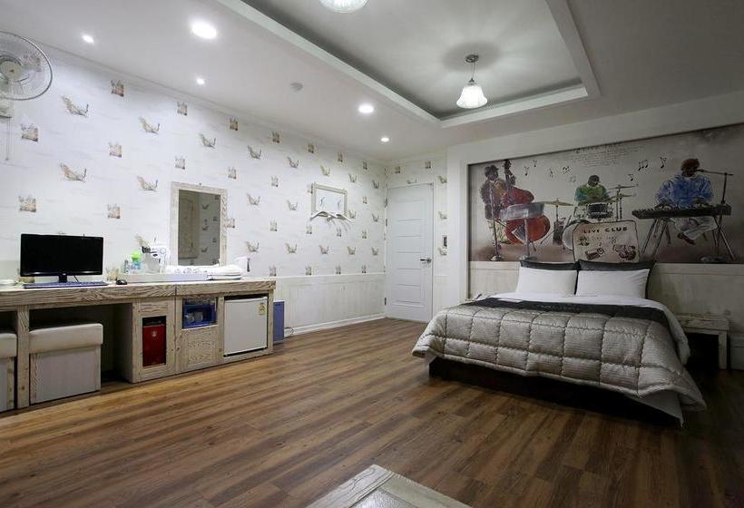 Picasso Motel Daejeon