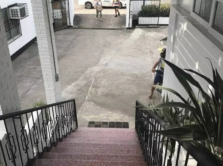 The White B&b Bacolod