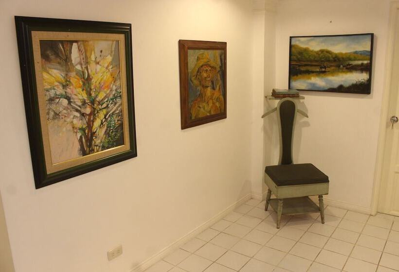 The White B&b Bacolod