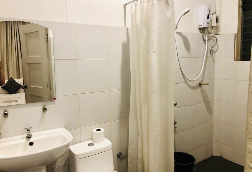 The White B&b Bacolod