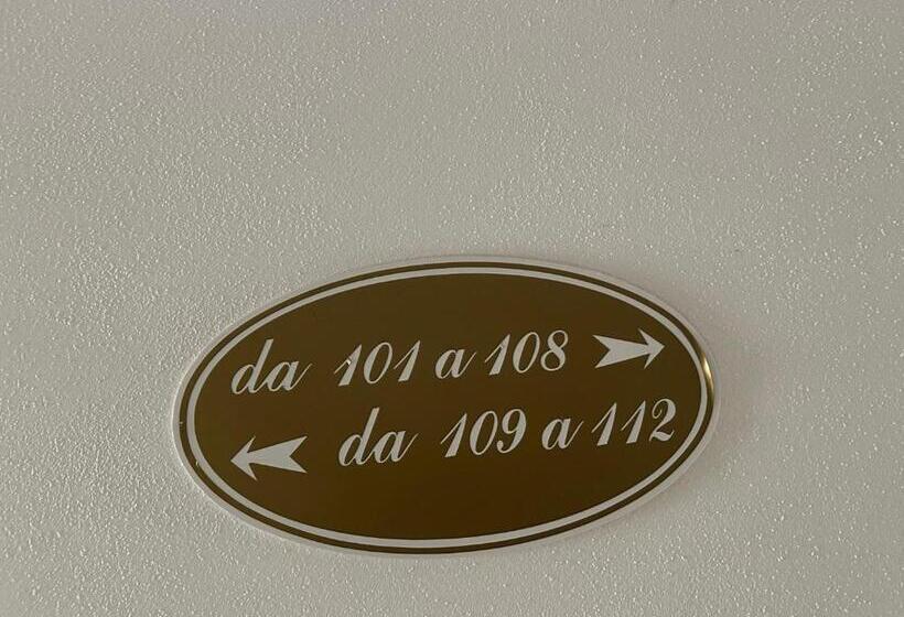 Отель Costa Doro Salve