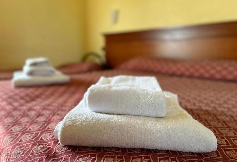 Отель Costa Doro Salve