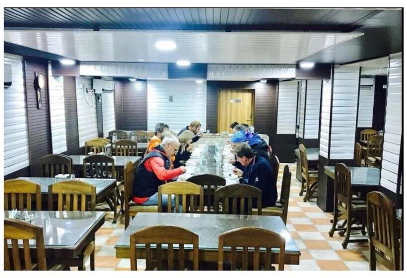 Hotel Emperor Sonmarg