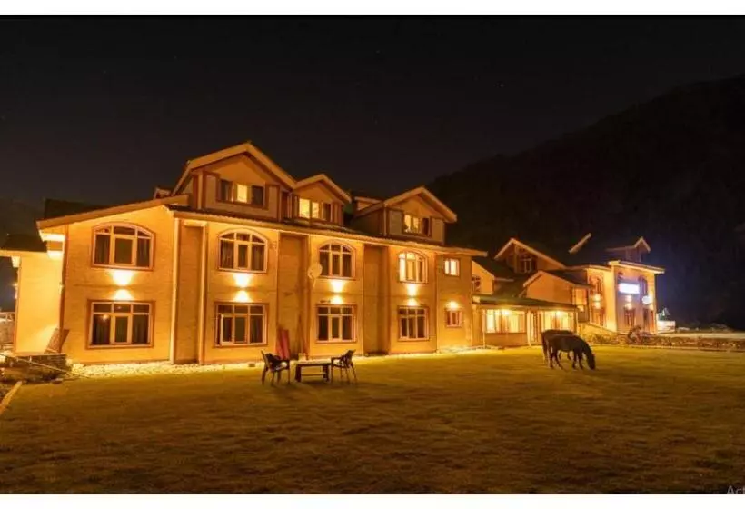 ホテル Emperor Sonmarg