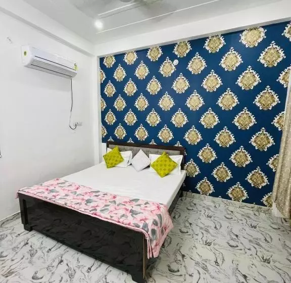 ホテル Goroomgo Ayodhya Dham Guest House Ayodhya