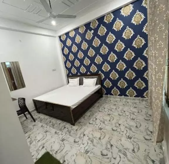 ホテル Goroomgo Ayodhya Dham Guest House Ayodhya