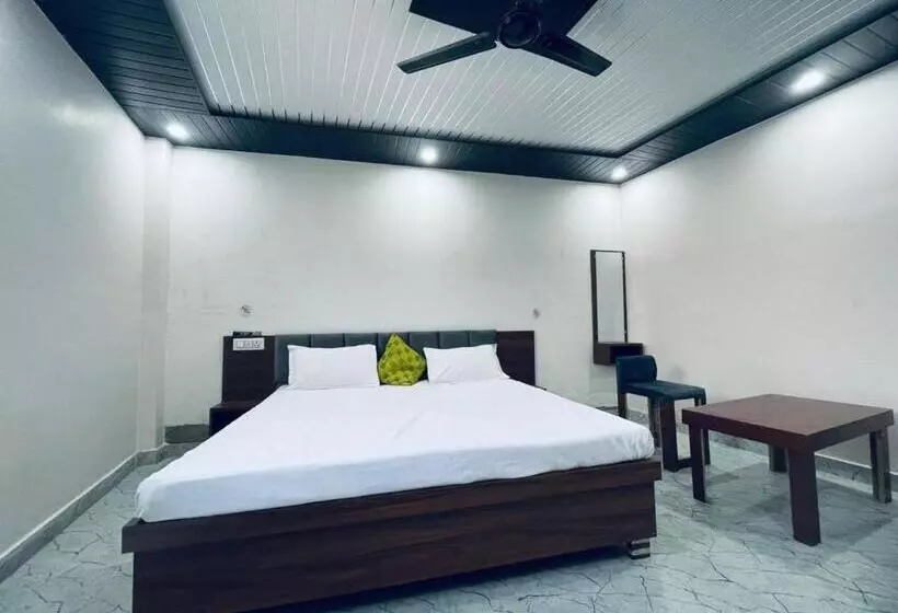 ホテル Goroomgo Ayodhya Dham Guest House Ayodhya