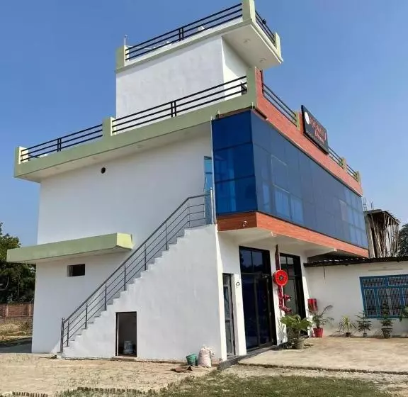 ホテル Goroomgo Ayodhya Dham Guest House Ayodhya