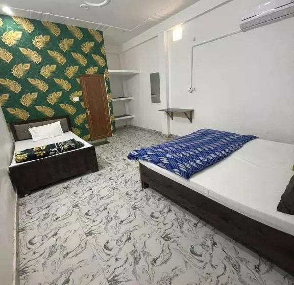 ホテル Goroomgo Ayodhya Dham Guest House Ayodhya