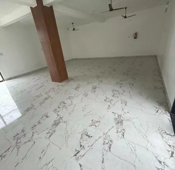 ホテル Goroomgo Ayodhya Dham Guest House Ayodhya