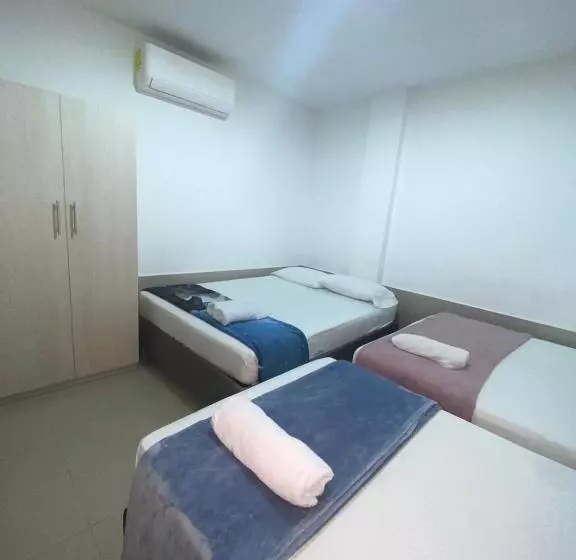 Hotelli Hostal Tamaca Beach