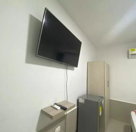 Hotelli Hostal Tamaca Beach