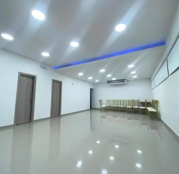 Hotelli Hostal Tamaca Beach