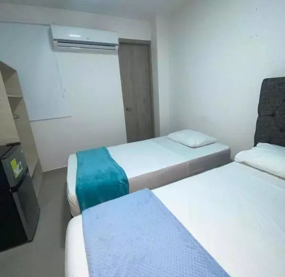 Hotelli Hostal Tamaca Beach