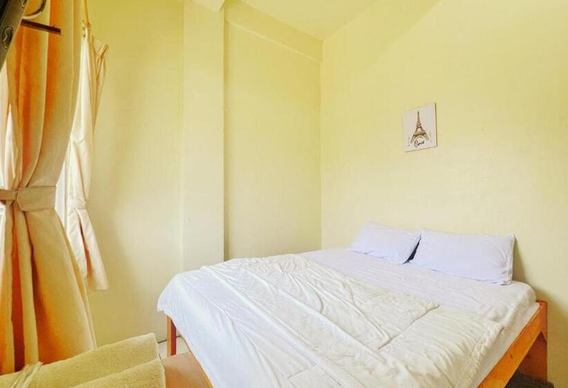 Hotel Reddoorz Near Soekarno Hatta Airport 3