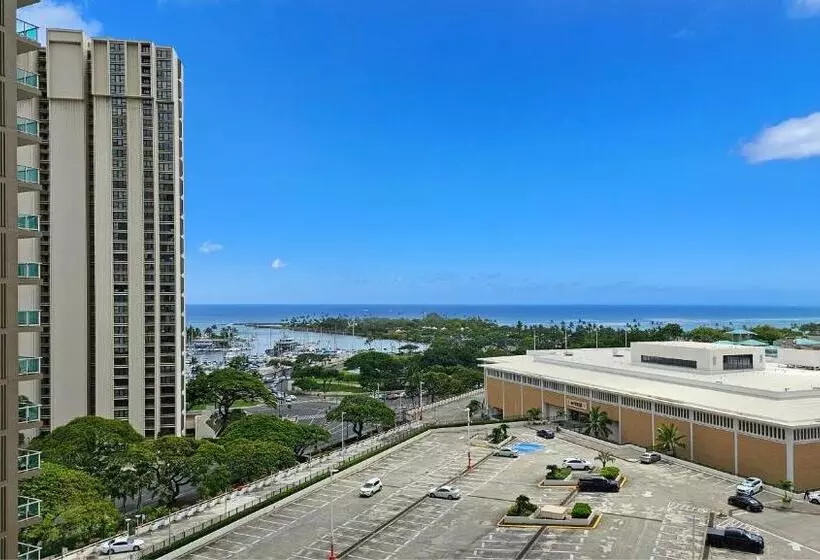 ホテル Ocean View Room At Ala Moana Fees Include