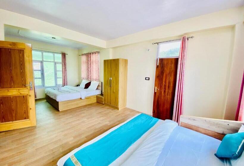 Hotel Royal Green Mashobra Mountain And Valley View Rooms