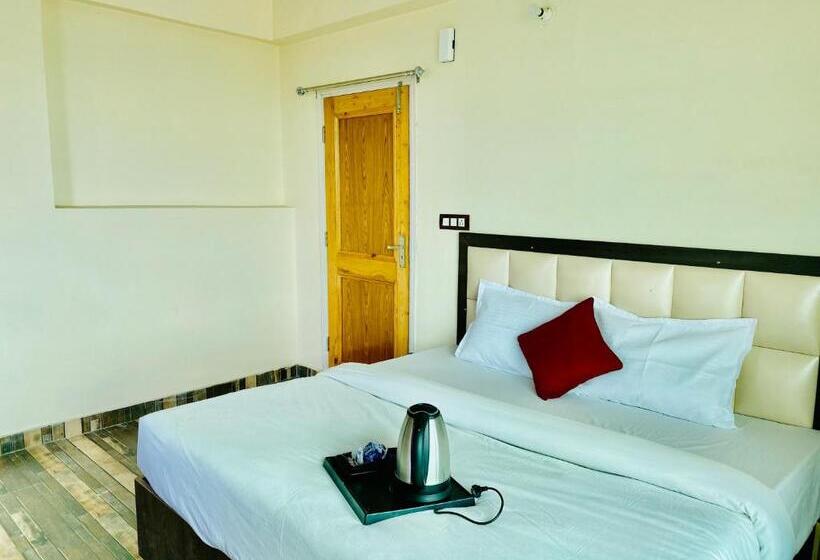 Hotel Royal Green Mashobra Mountain And Valley View Rooms