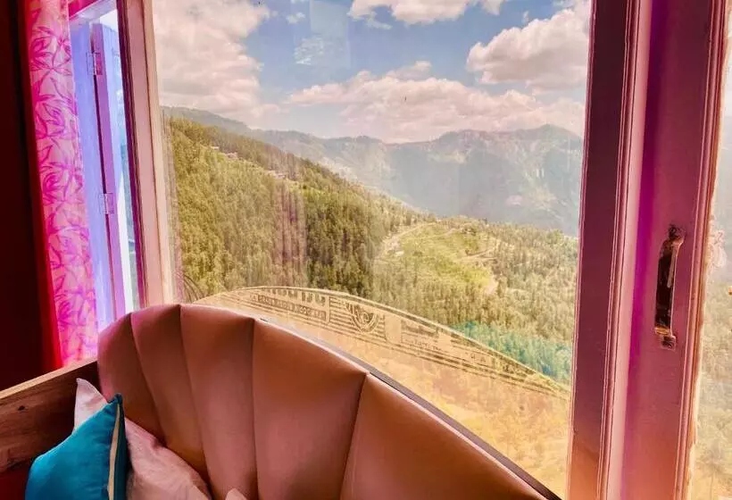 ホテル Royal Green Mashobra   Mountain And Valley View Rooms