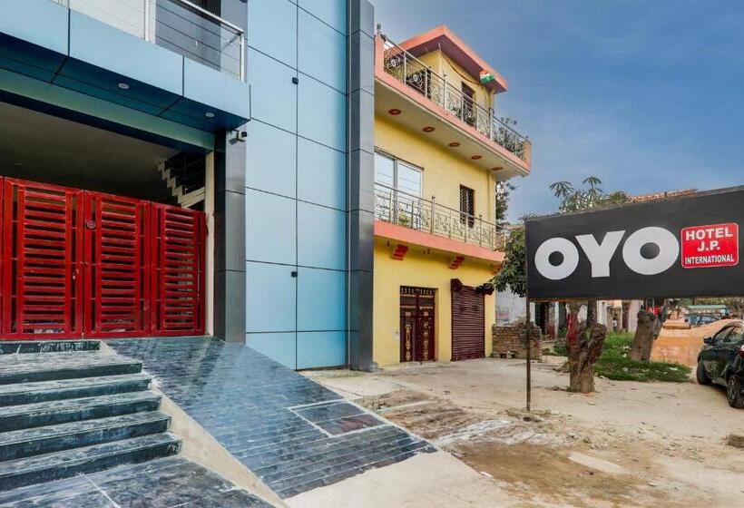 Oyo Flagship Hotel Jp International