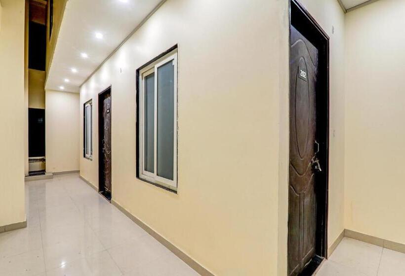 Oyo Flagship Hotel Jp International