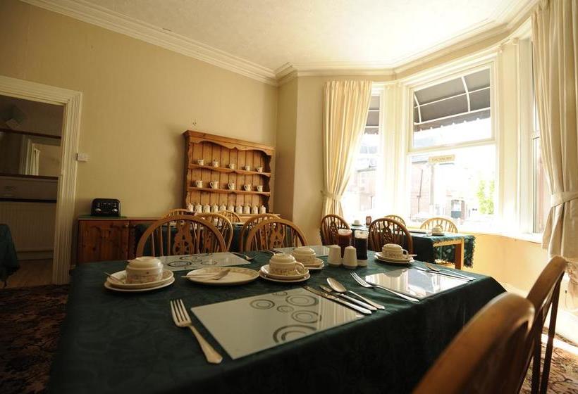 تختخواب و صبحانه Bay Cottage Guest House Child Free Zone