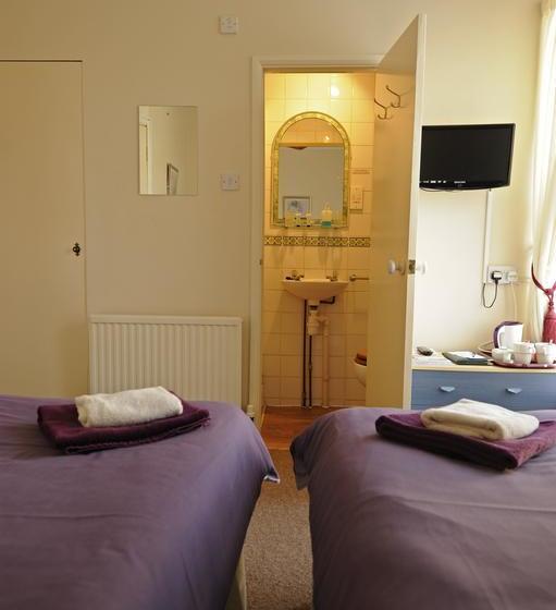 تختخواب و صبحانه Bay Cottage Guest House Child Free Zone