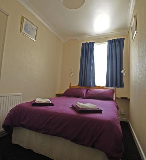 تختخواب و صبحانه Bay Cottage Guest House Child Free Zone