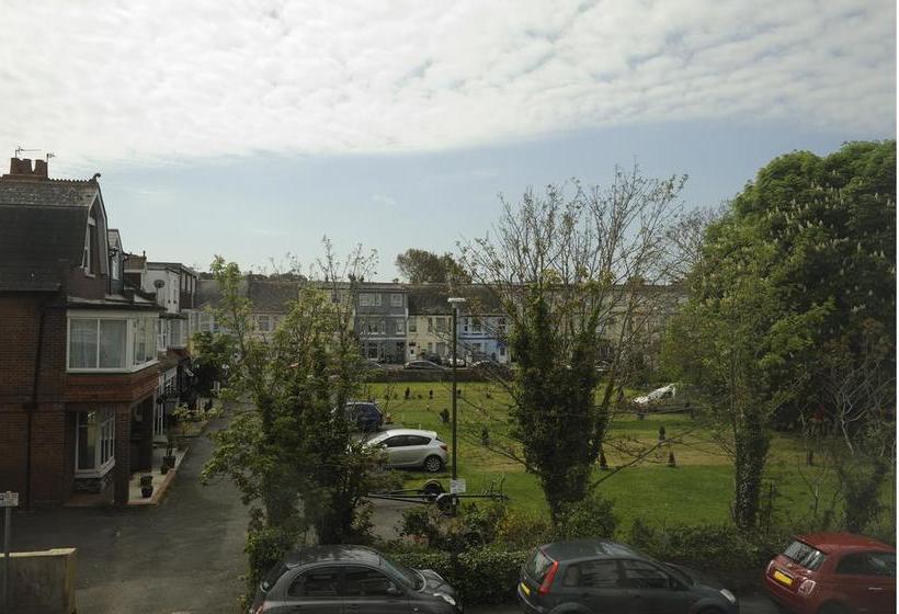 تختخواب و صبحانه Bay Cottage Guest House Child Free Zone