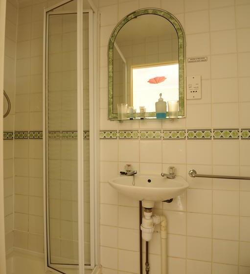 تختخواب و صبحانه Bay Cottage Guest House Child Free Zone