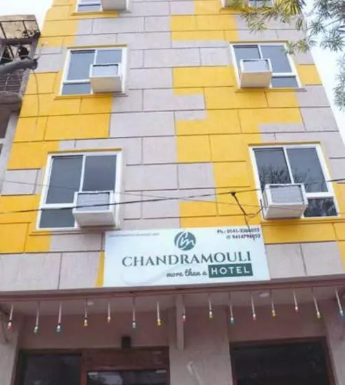 ホテル Chandramouli