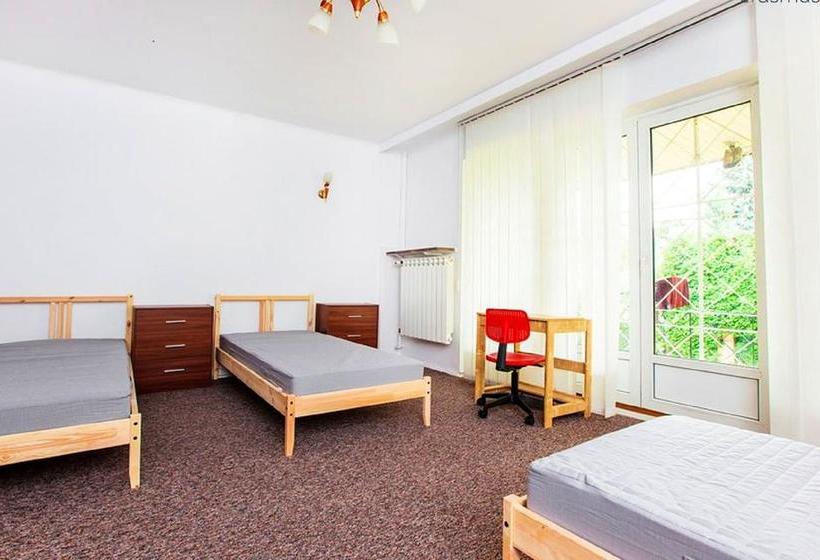 בית מלון כפרי Chandramouli