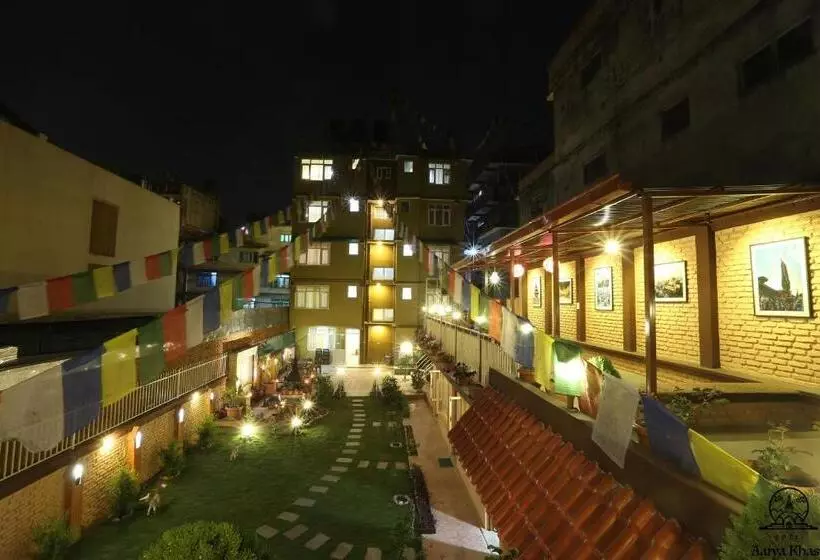 هتل Aarya Chaitya Inn