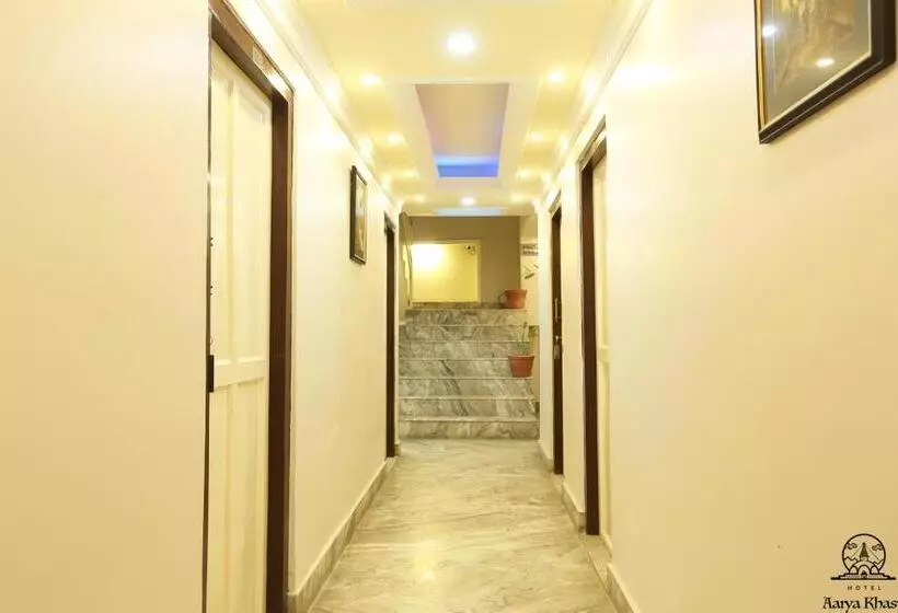 هتل Aarya Chaitya Inn