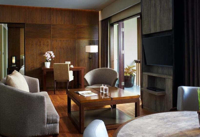 él Hotel Royale Banyuwangi