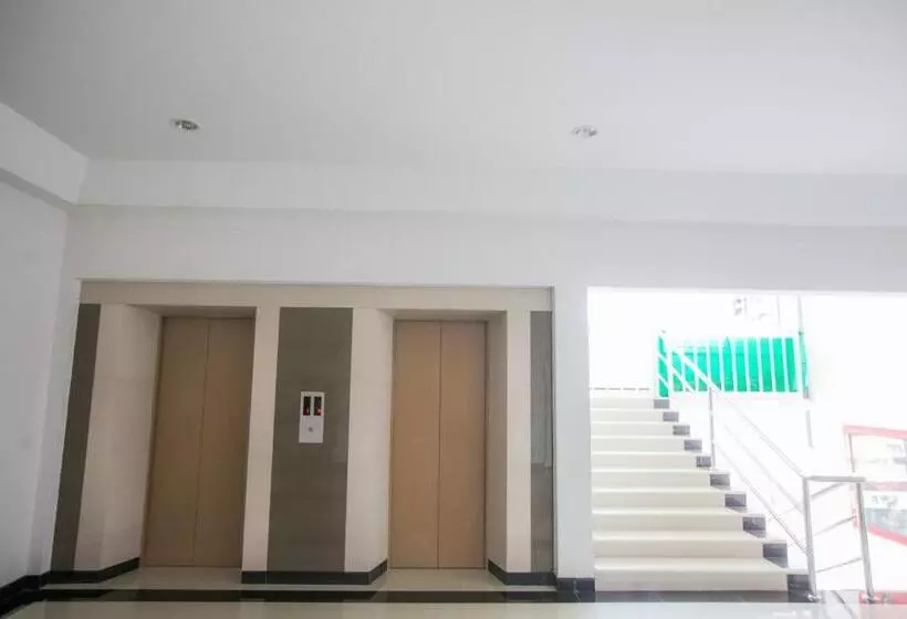 هتل Grand Charoonrat Apartment