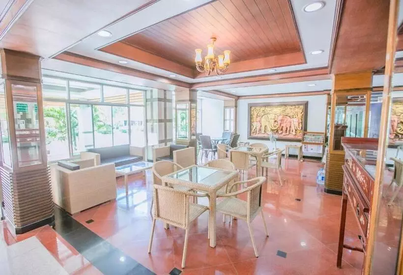 هتل Grand Charoonrat Apartment