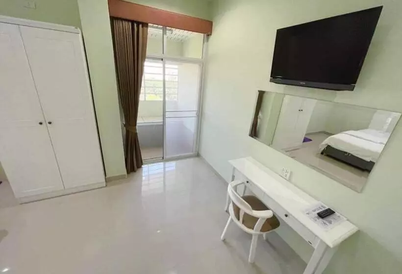 هتل Grand Charoonrat Apartment