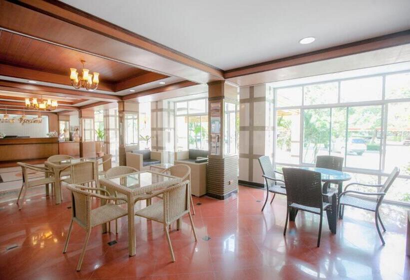 هتل Grand Charoonrat Apartment