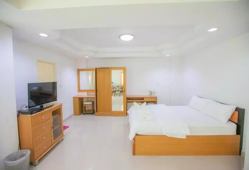 هتل Grand Charoonrat Apartment