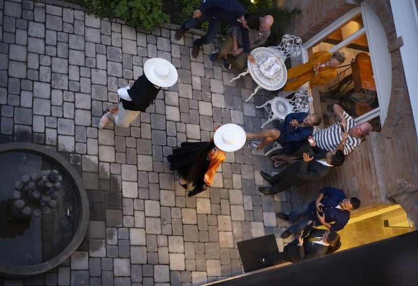 Hotel Illa Experience