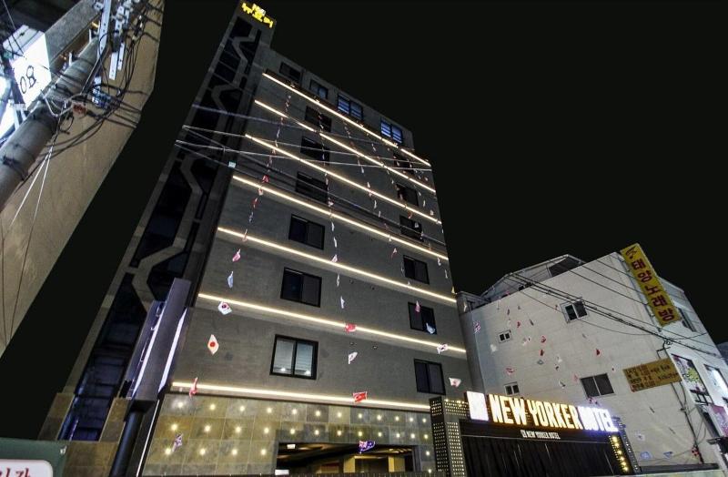 בית מלון כפרי No.1 New Yorker