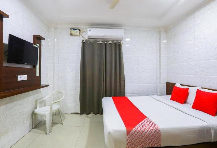 Hotel Oyo Flagship Vadapalani Avm Studio 2